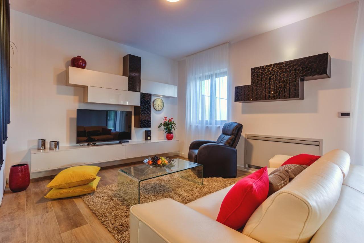 Villa Flora Vabriga Tar-Vabriga المظهر الخارجي الصورة