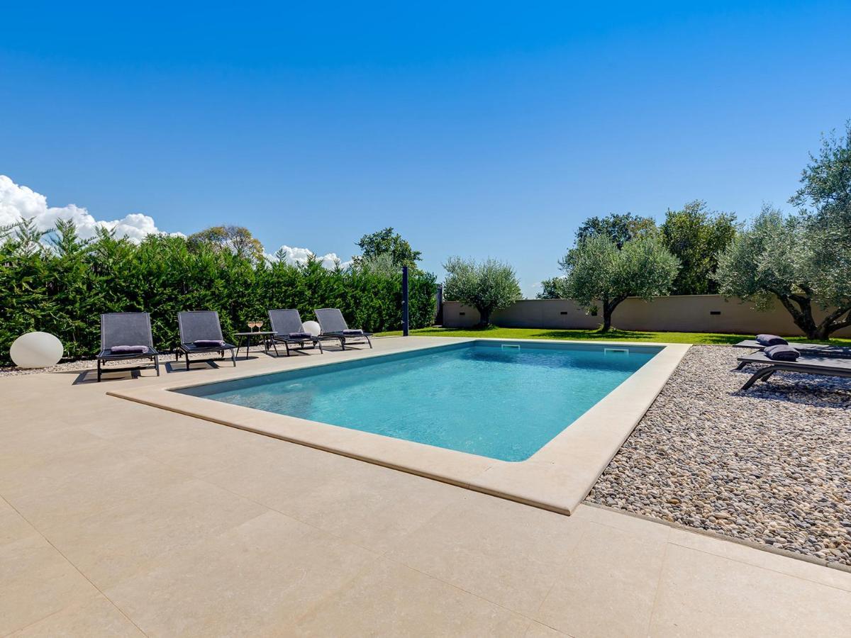 Villa Flora Vabriga Tar-Vabriga المظهر الخارجي الصورة