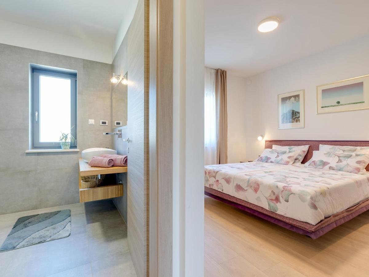 Villa Flora Vabriga Tar-Vabriga المظهر الخارجي الصورة